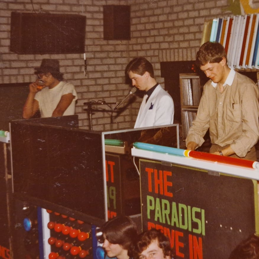 DJ Grampa Kempa at Pradidi Disco Show